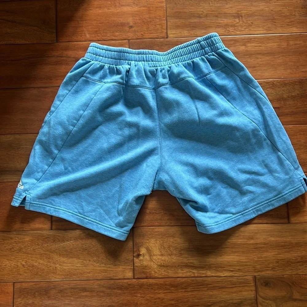 Adidas Baby Blue Men's Size medium shorts - Picture 6 of 6